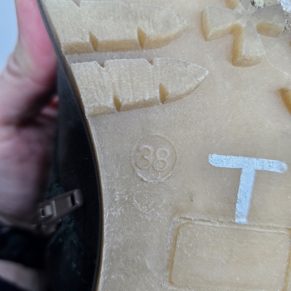 Bulle Collections green suede and leather sherpa lined ankle boots EU 38 - Picture 10 of 10